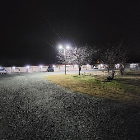 Eddy'S Motel بليزانتون المظهر الخارجي الصورة